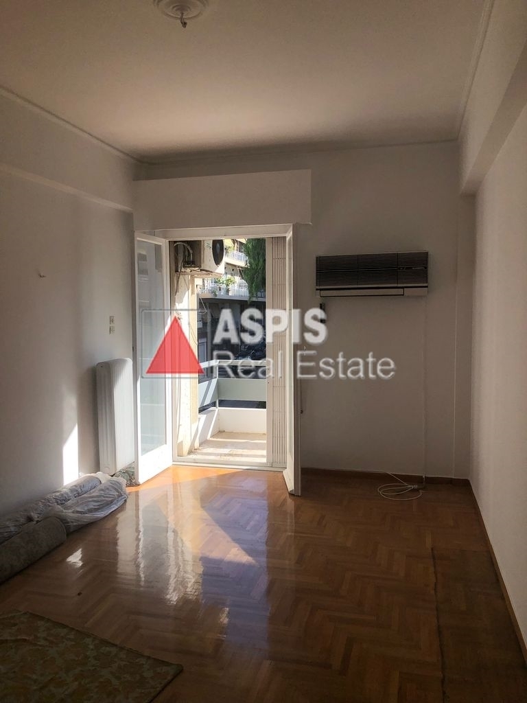 (For Sale) Residential Apartment || Athens Center/Athens - 76 Sq.m, 2 Bedrooms, 150.000€ 